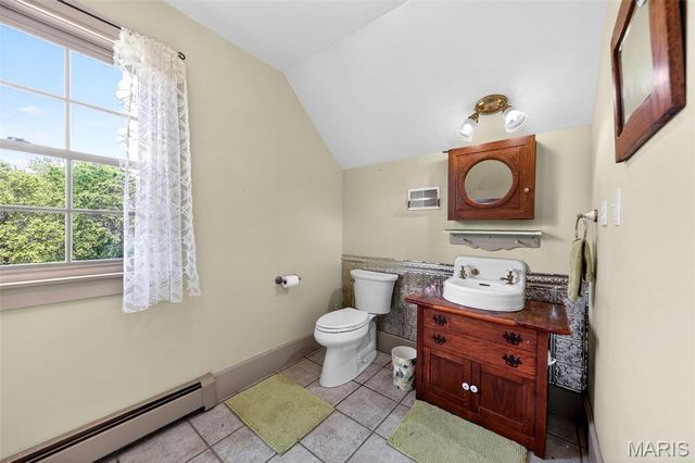 737 Lost Creek Lane, Washington, MO 63090