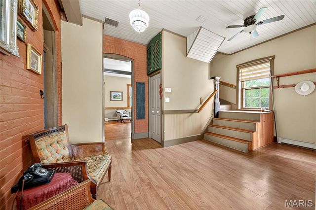 737 Lost Creek Lane, Washington, MO 63090