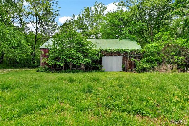 737 Lost Creek Lane, Washington, MO 63090