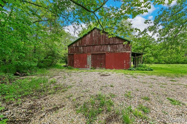 737 Lost Creek Lane, Washington, MO 63090