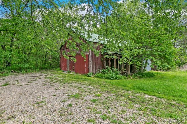 737 Lost Creek Lane, Washington, MO 63090