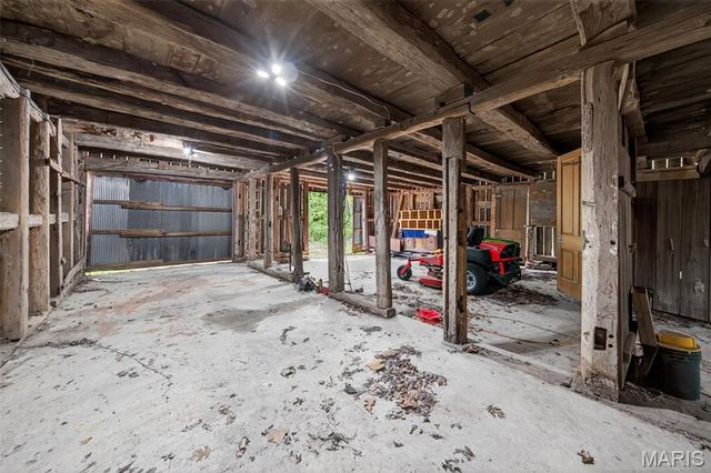 737 Lost Creek Lane, Washington, MO 63090