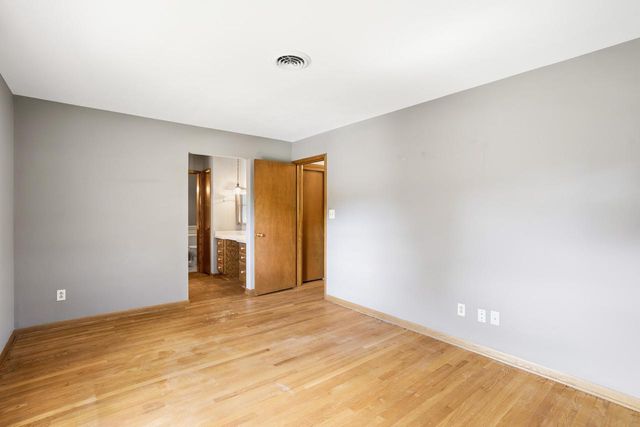 4514 Ridgecrest DRIVE, Mount Pleasant, WI 53403