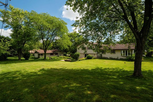 4514 Ridgecrest DRIVE, Mount Pleasant, WI 53403