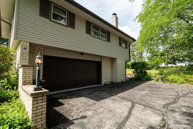 4514 Ridgecrest DRIVE, Mount Pleasant, WI 53403