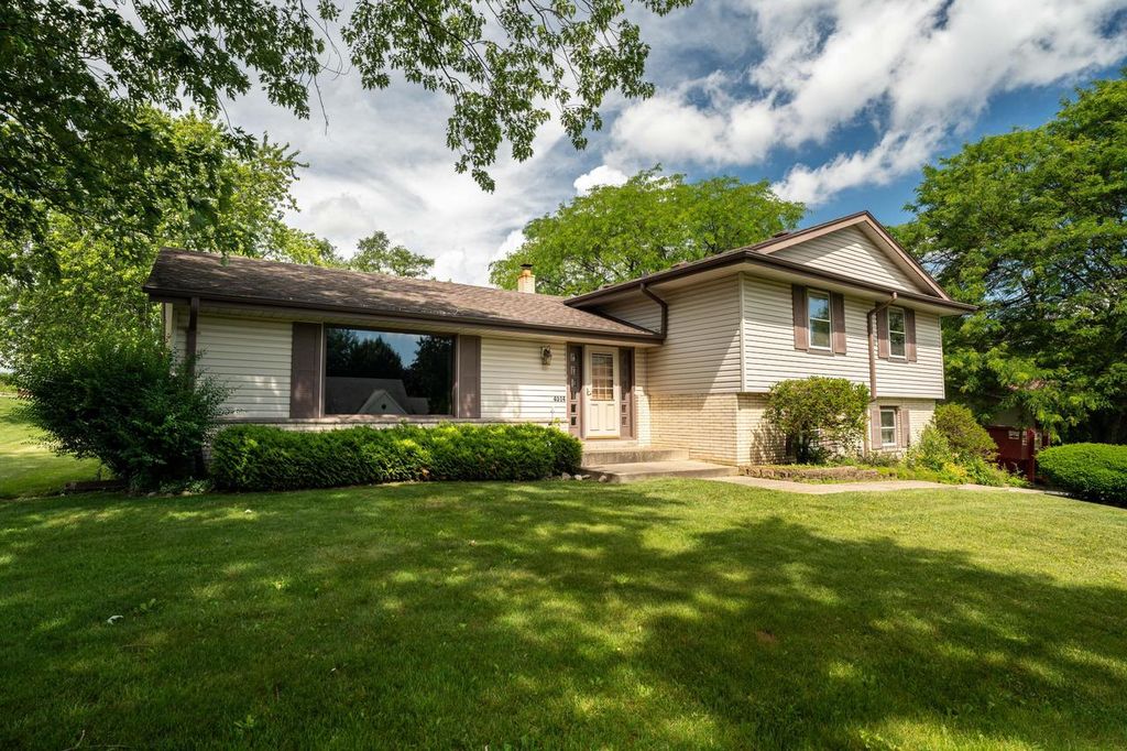 4514 Ridgecrest DRIVE, Mount Pleasant, WI 53403