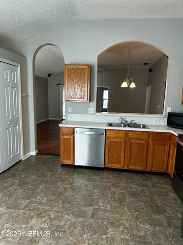 2994 MIKRIS Drive E, Jacksonville, FL 32225