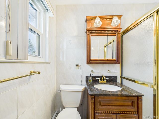 803 Michele Lane, Wantagh, NY 11793