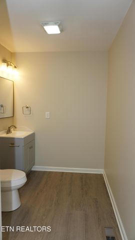 867 Westgate Drive, Alcoa, TN 37701