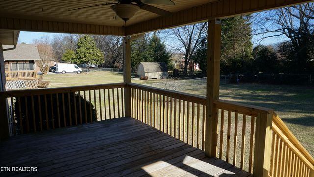 867 Westgate Drive, Alcoa, TN 37701