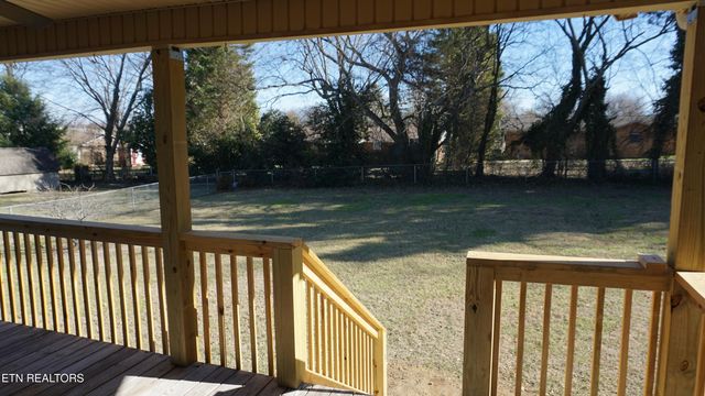 867 Westgate Drive, Alcoa, TN 37701