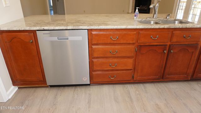 867 Westgate Drive, Alcoa, TN 37701