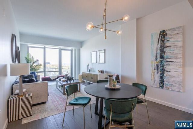 320 Adolphus Avenue 1112, Cliffside Park, NJ 07010