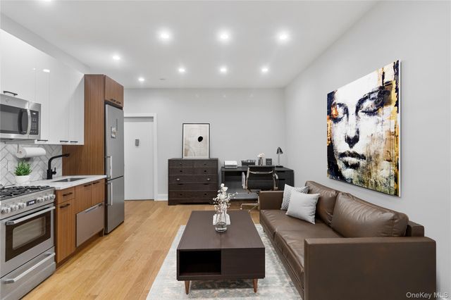 12 Crown Street A5, Brooklyn, NY 11225