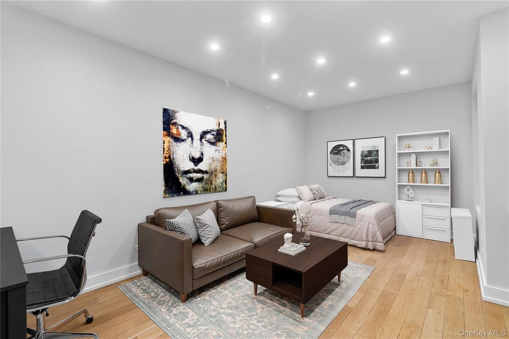 12 Crown Street A5, Brooklyn, NY 11225