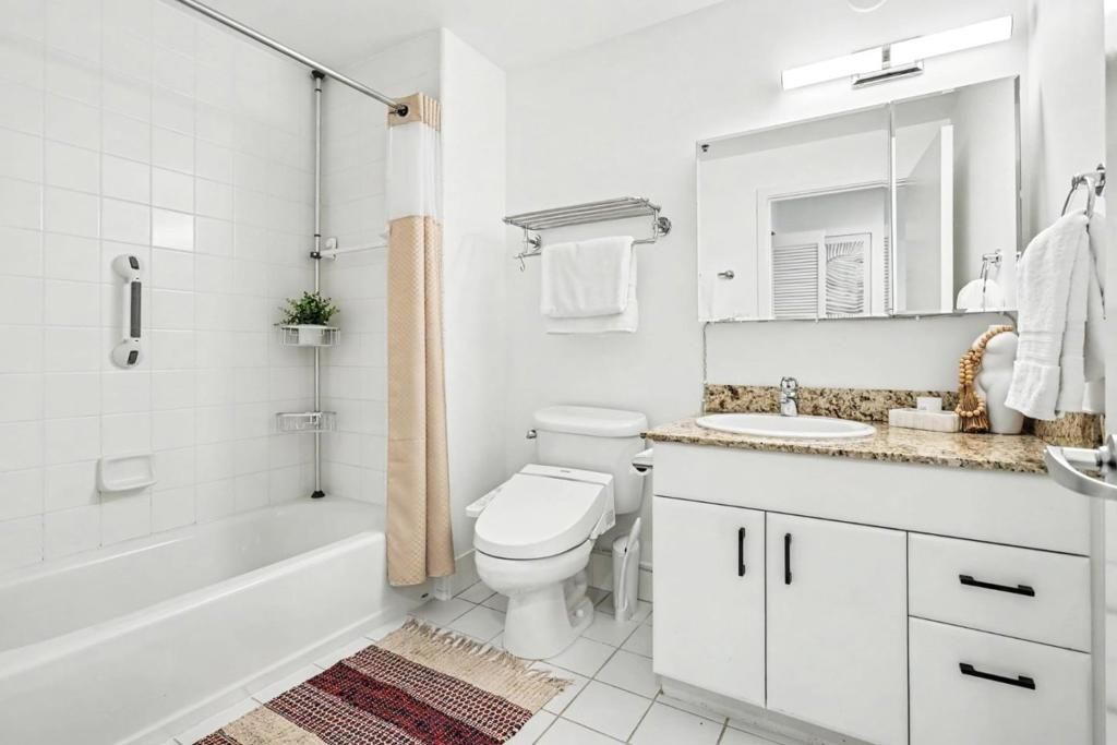 Image 12 of property listing at 260 King Street 555, San Francisco, CA 94107