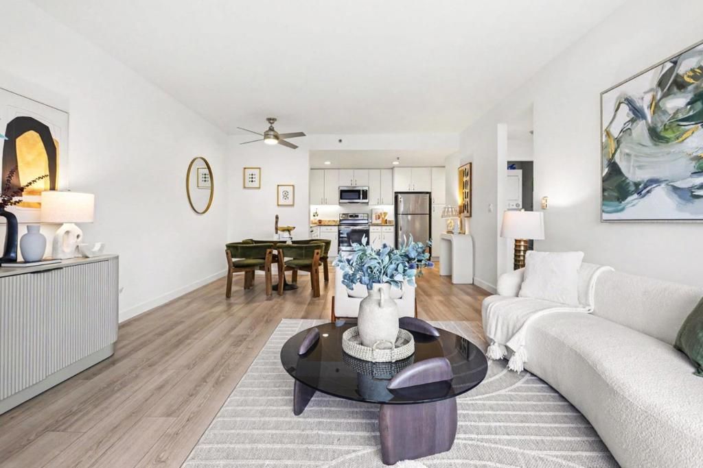 Image 5 of property listing at 260 King Street 555, San Francisco, CA 94107