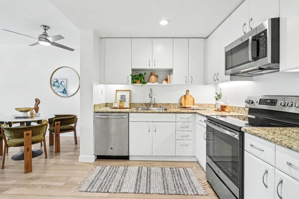Image 9 of property listing at 260 King Street 555, San Francisco, CA 94107