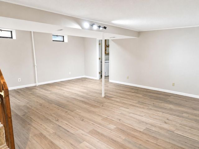 6540 Zealand Avenue N, Brooklyn Park, MN 55428