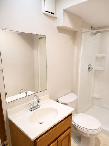 6540 Zealand Avenue N, Brooklyn Park, MN 55428