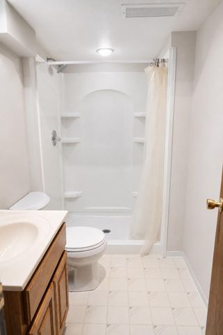 6540 Zealand Avenue N, Brooklyn Park, MN 55428
