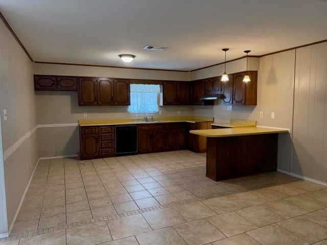 108 Brenda Drive, Mt Pleasant, TX 75455