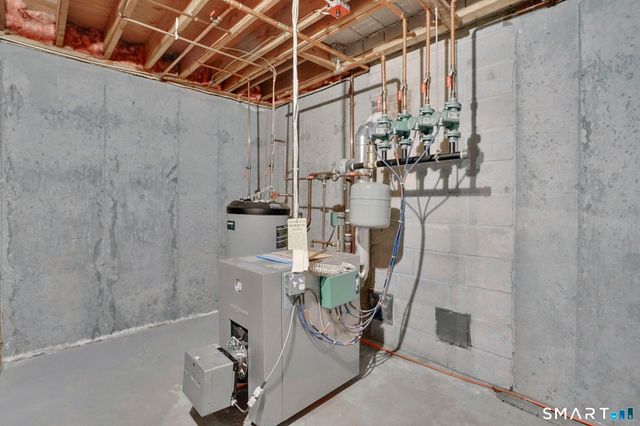 281 Turnpike Road, Somers, CT 06071