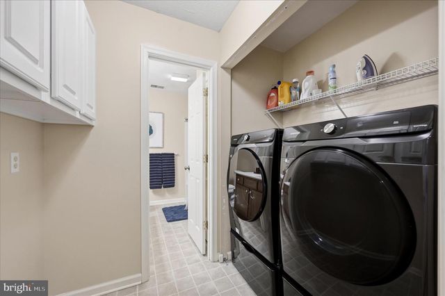 107 LAKE SHORE DR, Cross Junction, VA 22625