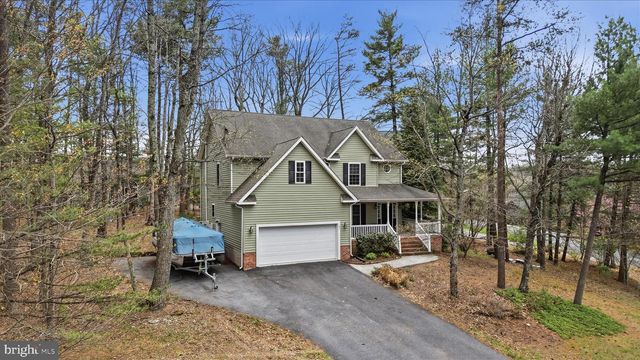 107 LAKE SHORE DR, Cross Junction, VA 22625