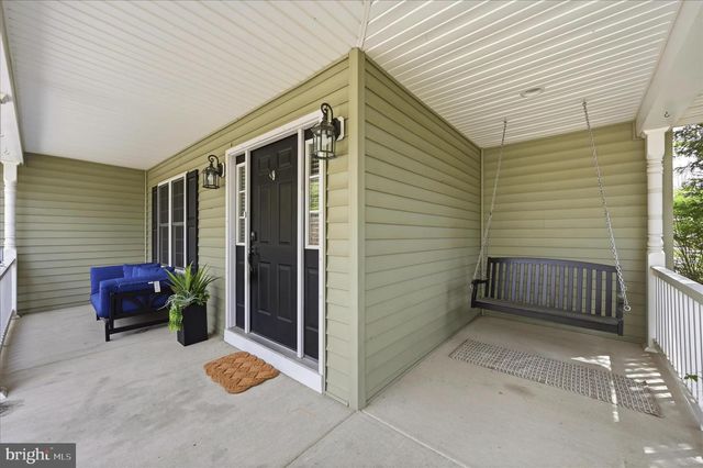 107 LAKE SHORE DR, Cross Junction, VA 22625