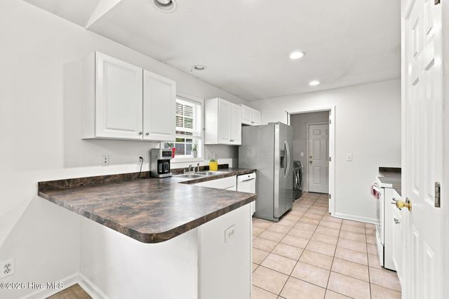 612 Seymour Street, Aberdeen, NC 28315