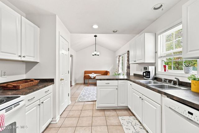 612 Seymour Street, Aberdeen, NC 28315