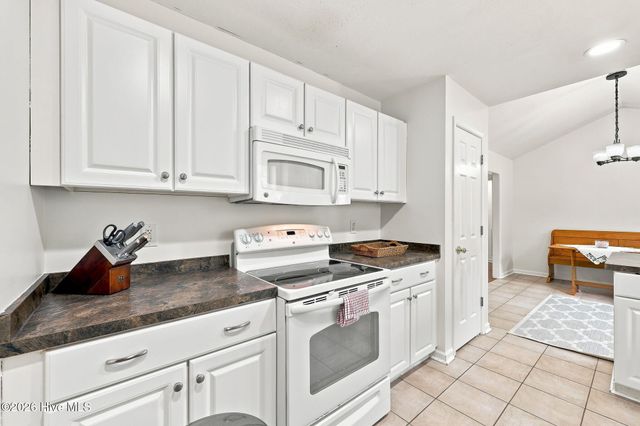 612 Seymour Street, Aberdeen, NC 28315