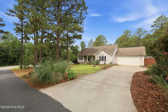 612 Seymour Street, Aberdeen, NC 28315