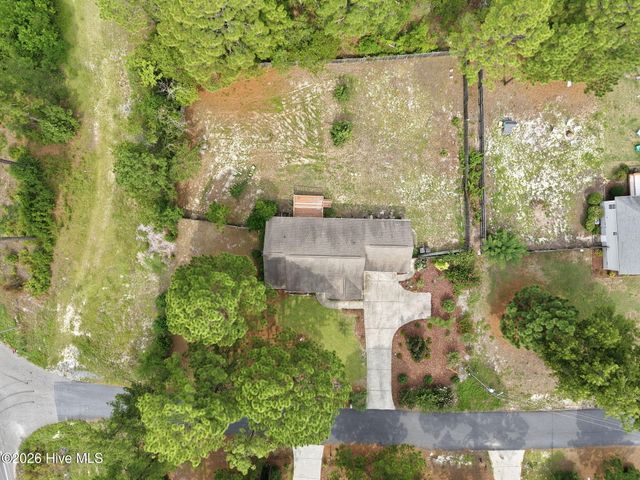 612 Seymour Street, Aberdeen, NC 28315