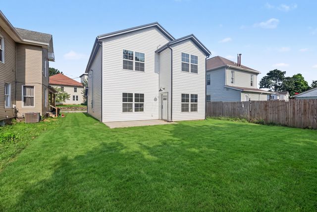18 S Williams Street, Newark, OH 43055