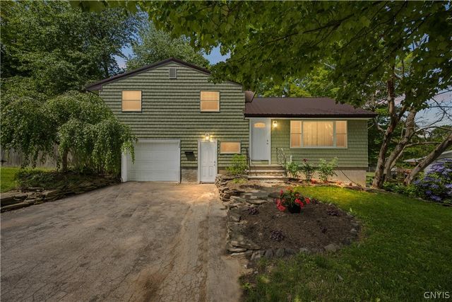 12 Shady Lane, Camillus, NY 13219