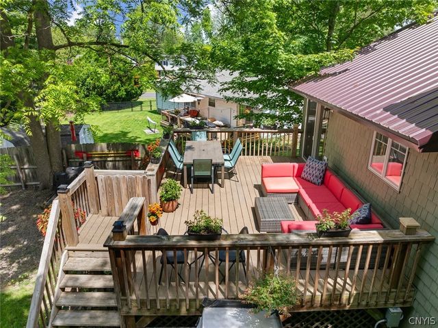 12 Shady Lane, Camillus, NY 13219