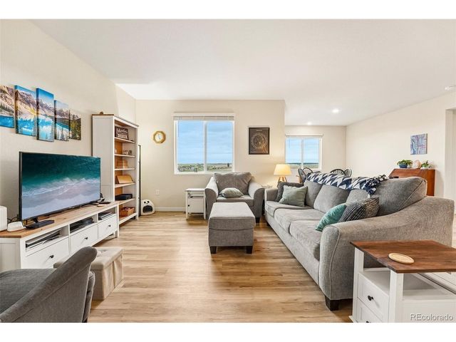 4324 Gozzer Ranch Dr, Elizabeth, CO 80107