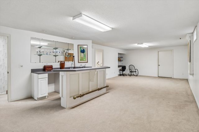 8026 Echo Drive, Norwalk, IA 50211