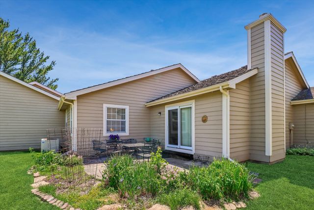 8026 Echo Drive, Norwalk, IA 50211
