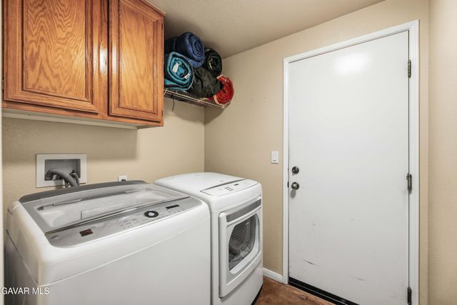 3107 E Avenue K2, Lancaster, CA 93535
