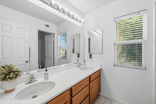 3107 E Avenue K2, Lancaster, CA 93535