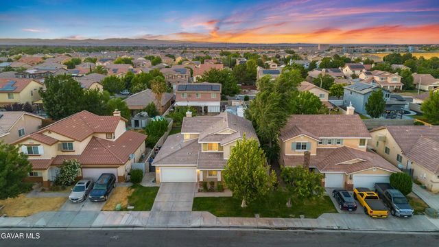 3107 E Avenue K2, Lancaster, CA 93535