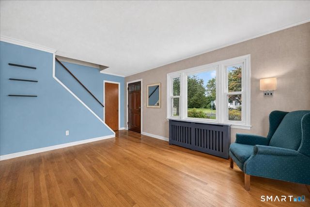 16 Roseleah Drive, Waterford, CT 06385