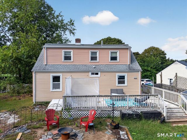 16 Roseleah Drive, Waterford, CT 06385