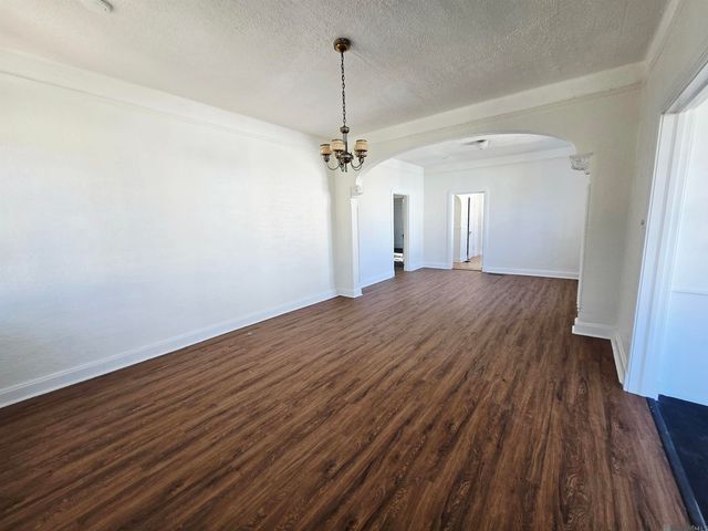 4124 Clermont Dr, New Orleans, LA 70122