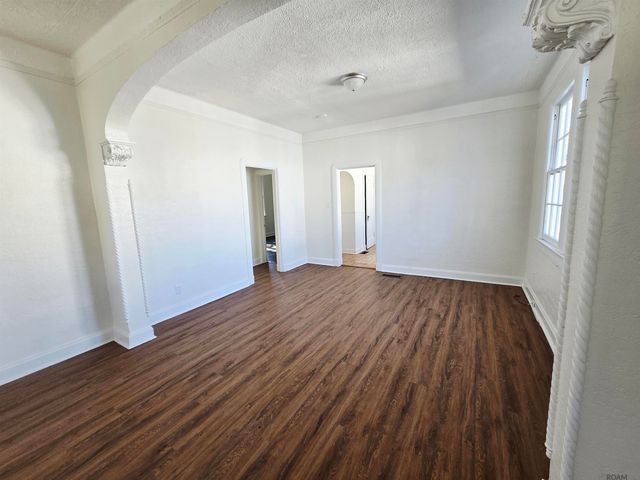 4124 Clermont Dr, New Orleans, LA 70122