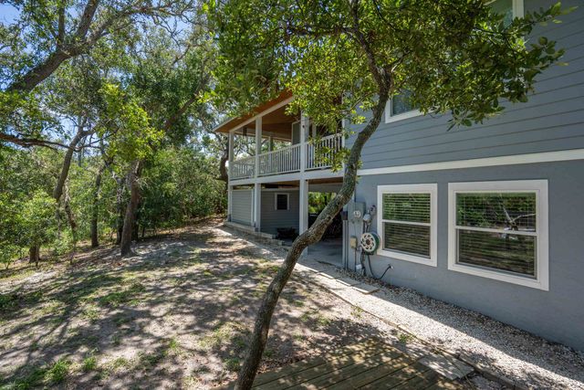 402 Twelfth St., St Augustine, FL 32084