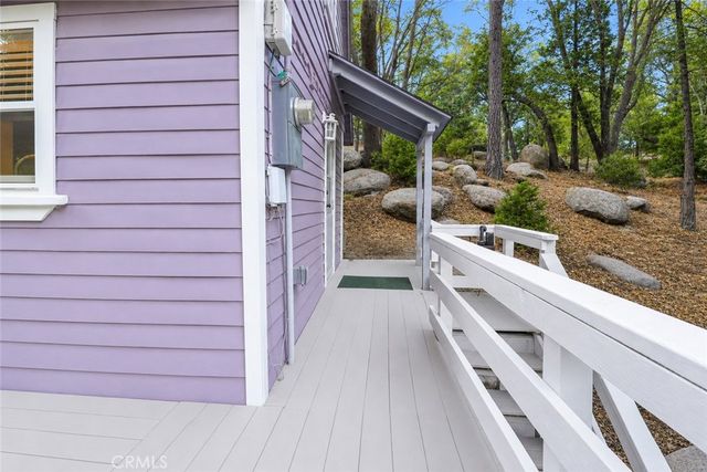 27548 Meadow, Lake Arrowhead, CA 92352